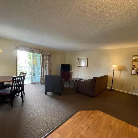 The Central Downtown Inn Suites Pittsfield Esterno foto