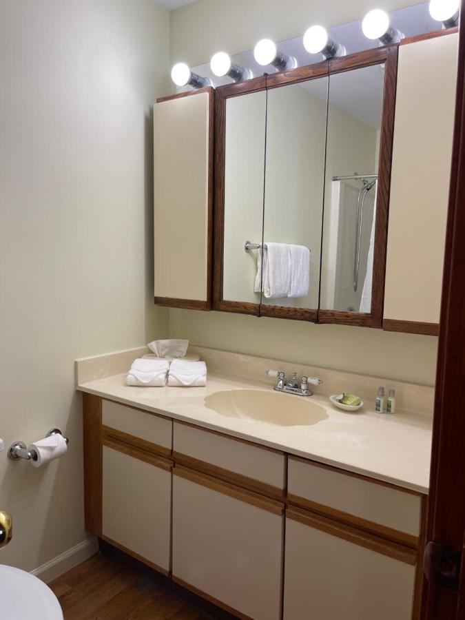 The Central Downtown 4* Pittsfield